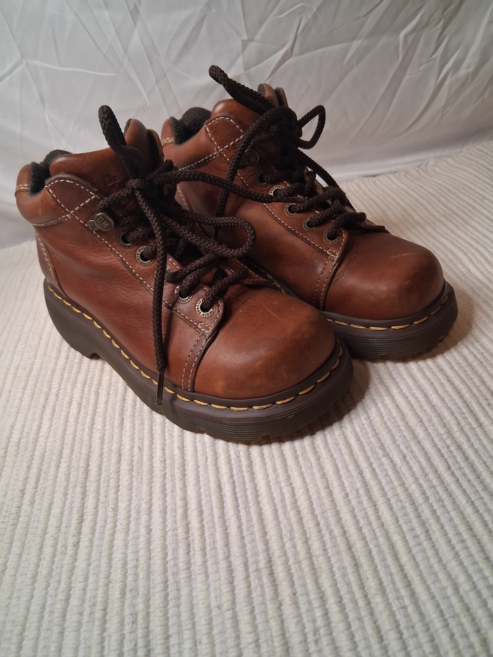 Vintage 90s / Y2K Dr. Martens 8542 Chunky Platform Ankle Boots